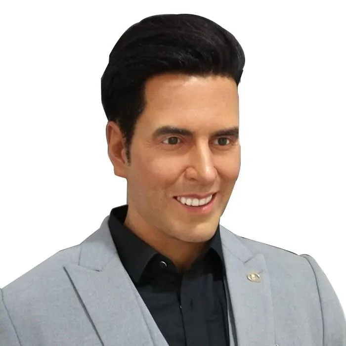 Simulate realistic wax figure 2